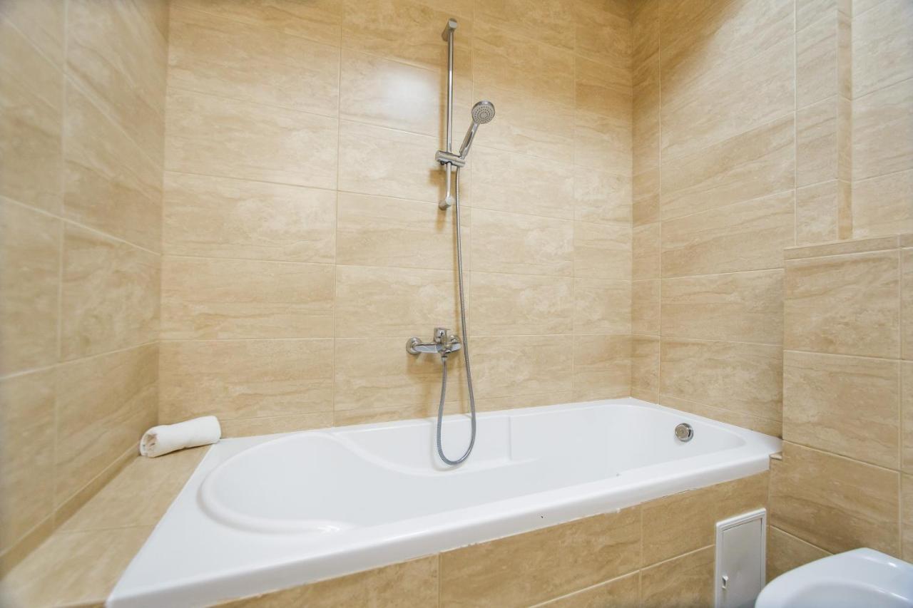 Elegant & Spacious - Central Apartment Oradea Exteriér fotografie