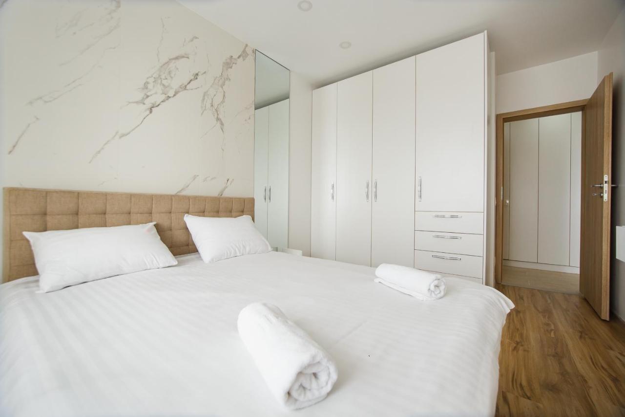 Elegant & Spacious - Central Apartment Oradea Exteriér fotografie